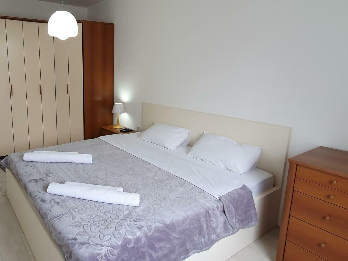 City Center Apartment Szkopje Kültér fotó