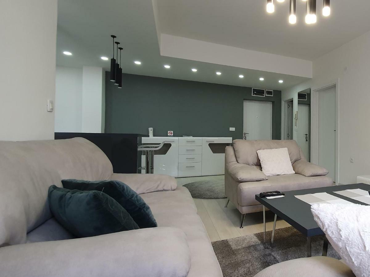 City Center Apartment Szkopje Kültér fotó